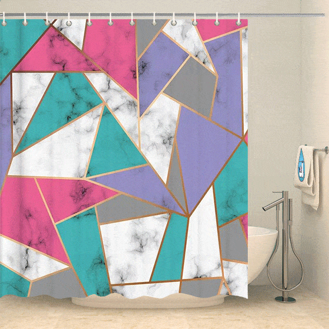 Rideau de douche design triangles multicolores Rideau de douche ou de baignoire Coco-Rideaux 