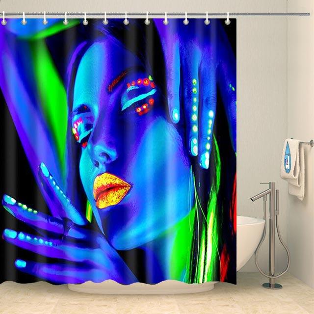 Rideau de douche femme sensuelle fluorescente Rideau de douche ou de baignoire Coco-Rideaux 